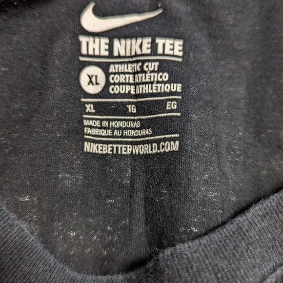 The Nike Tee STEFON DIGGS #14 Minnesota Vikings NFL Black T-Shirt sz XL - Picture 3 of 3